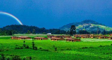 VISIT RWANDA - THE LAND OF A THOUSAND HILLS